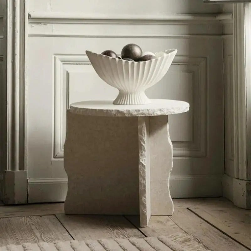 Calloy Table
