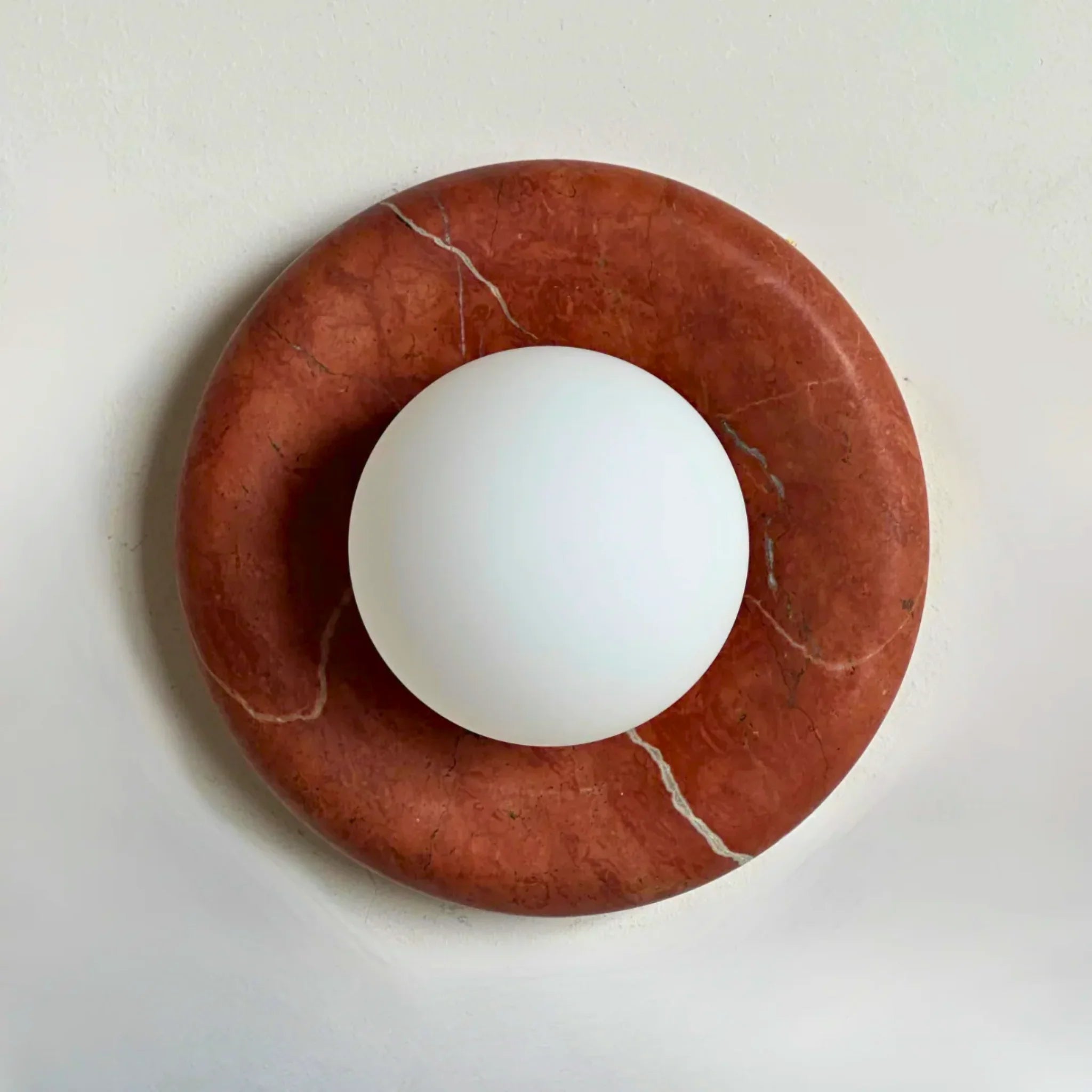 Irha Wall Lamp