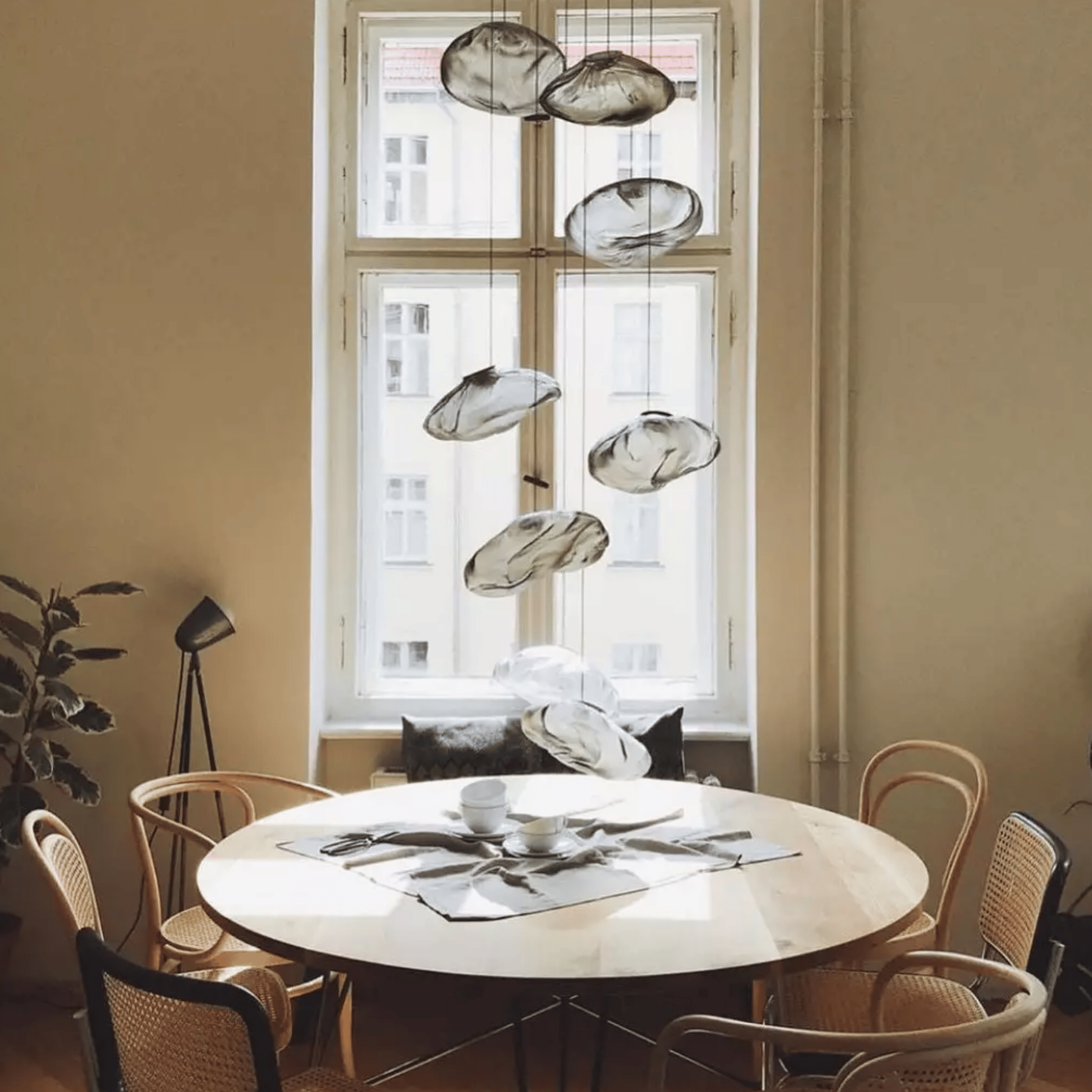 Lursing Pendant Light