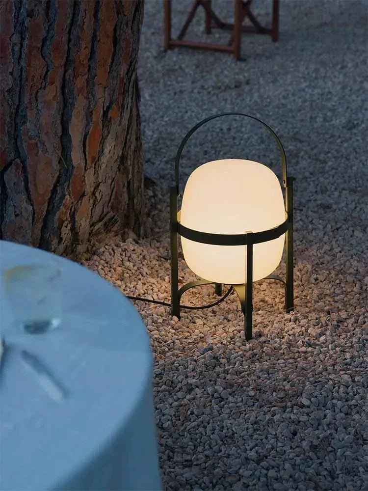 Luzia Outdoor Lamp