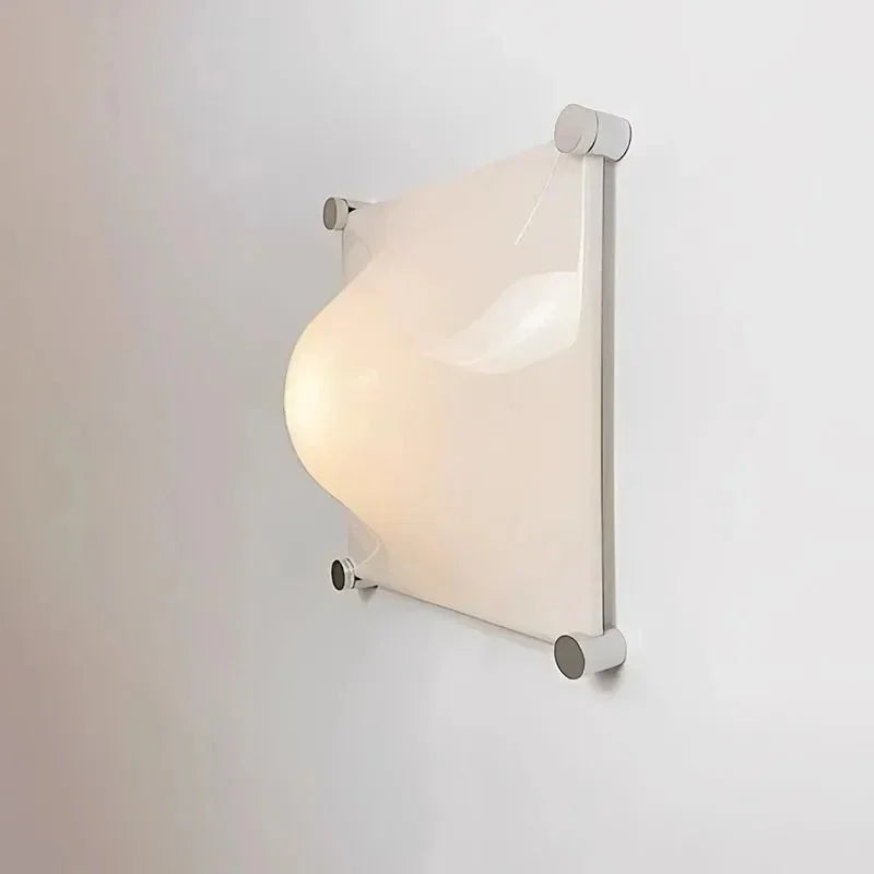 Floriana Wall Lamp