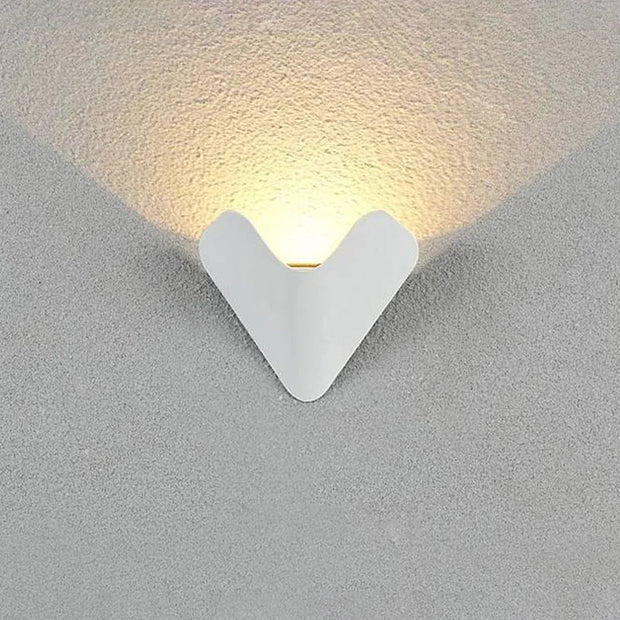 Elisa LED Outdoor Wall Lamp