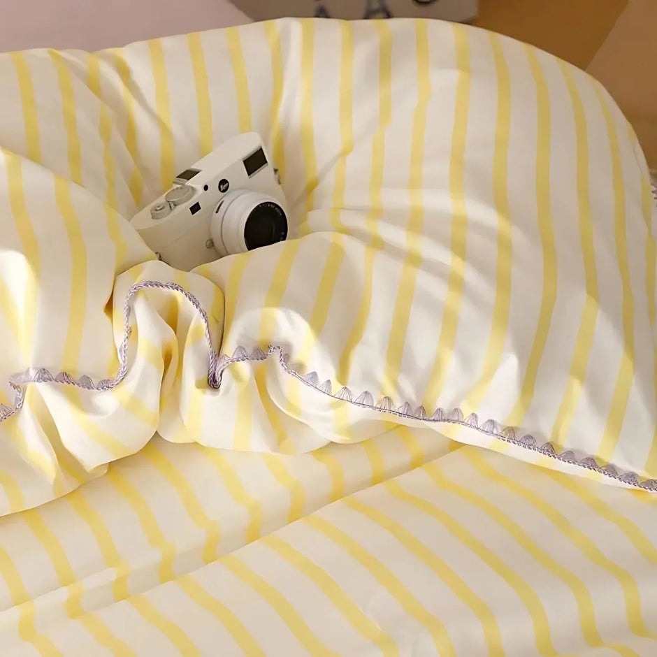 Laura Bedding Set