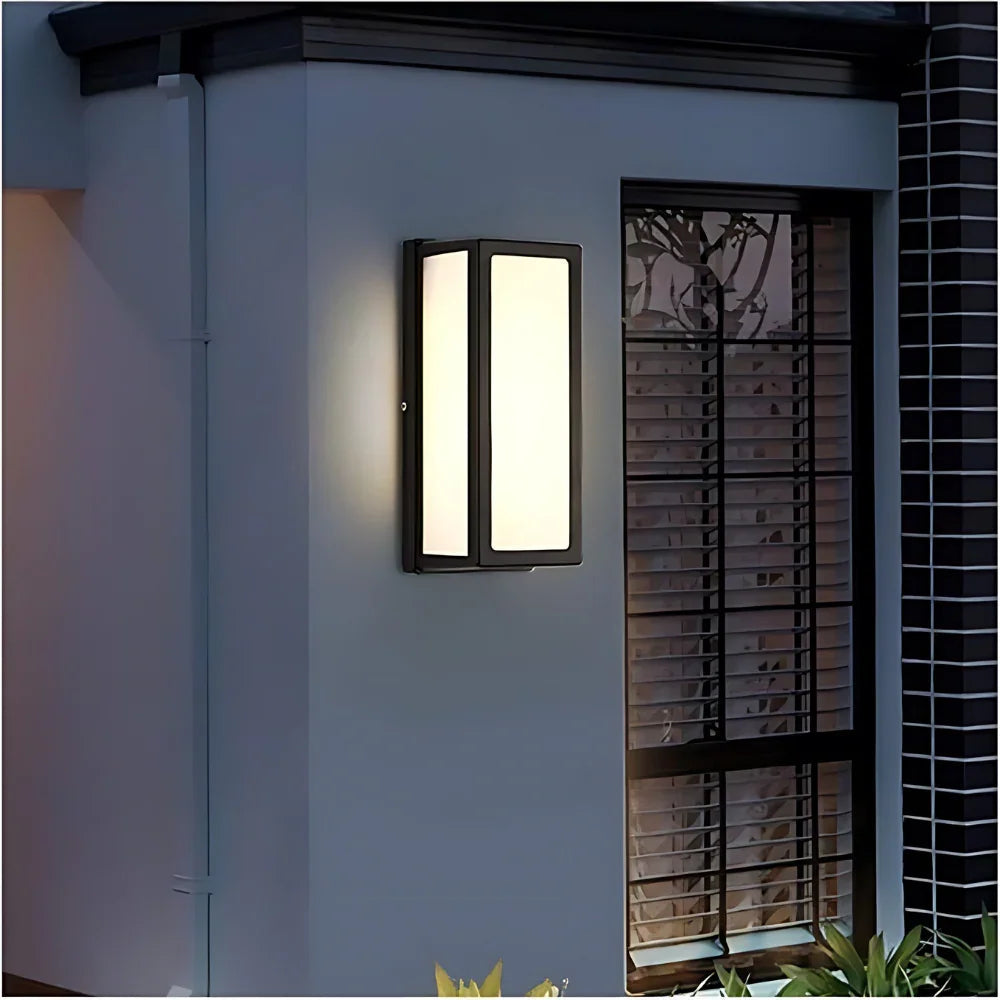 Lanterna Outdoor Lamp