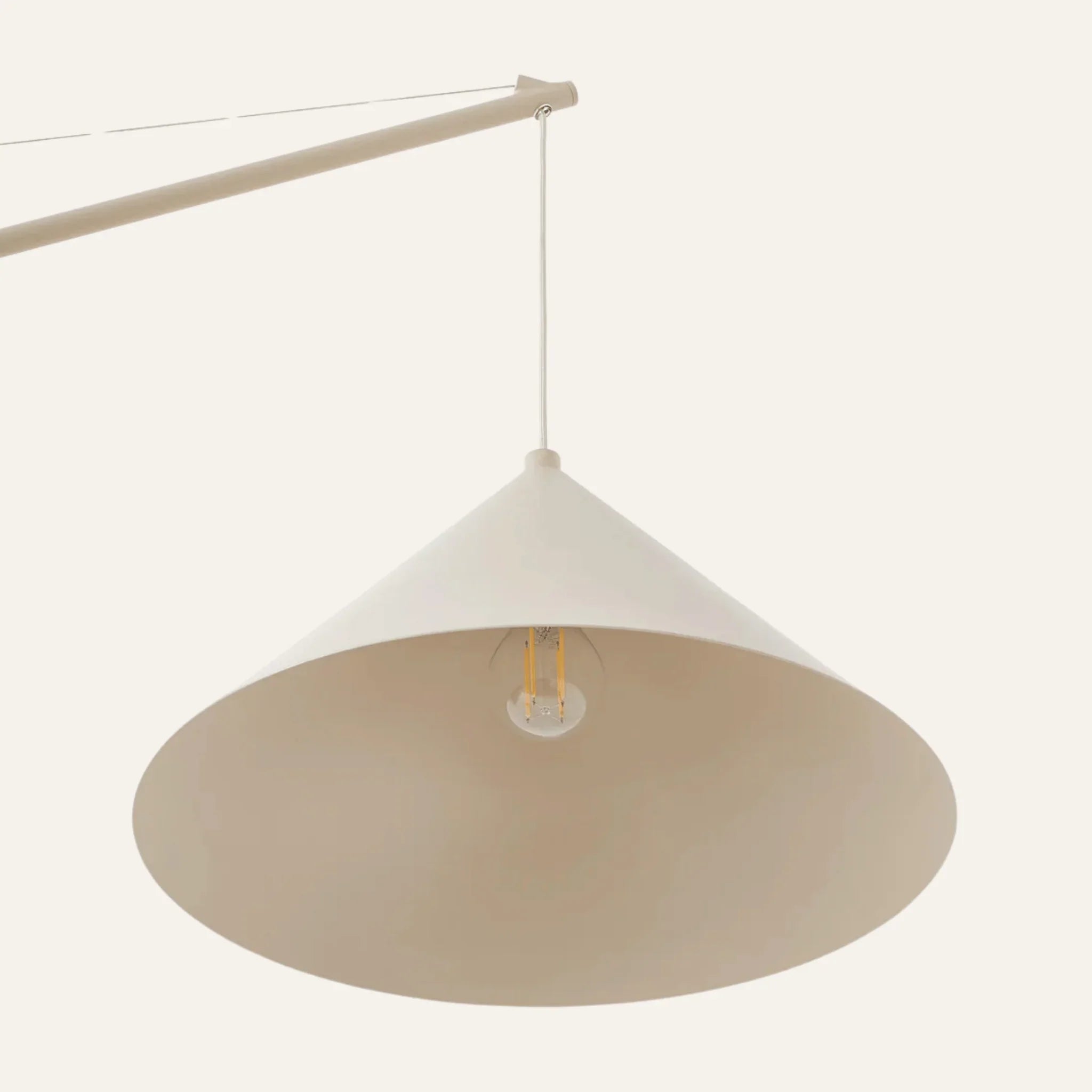 Delieh Floor Lamp