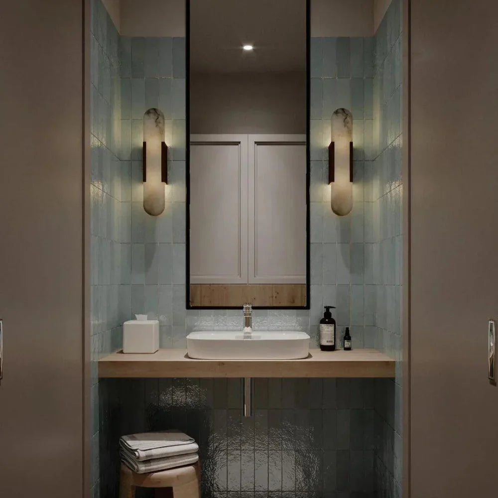 Luce Wall Lamp