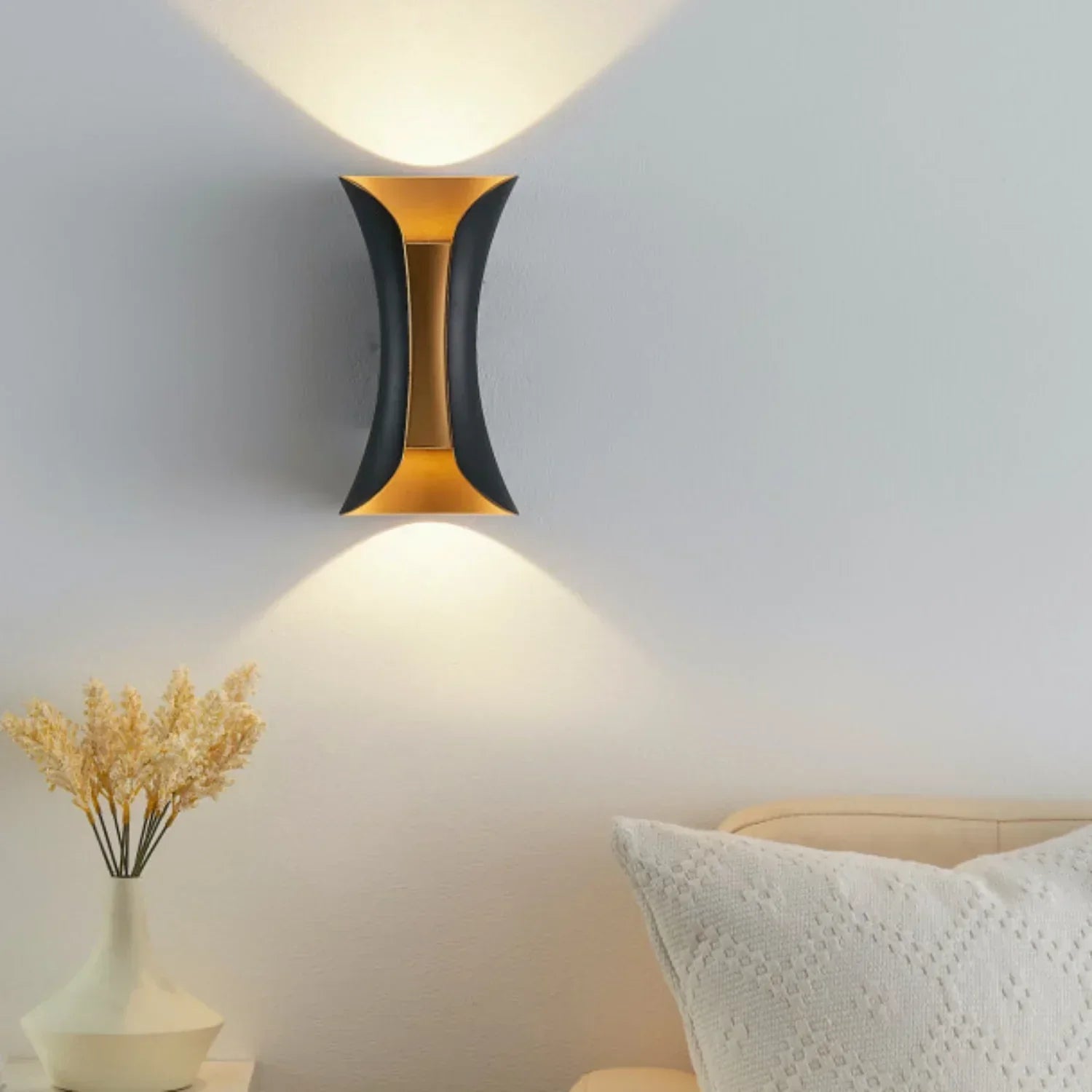 Fionna Waterproof LED Wall Lamp