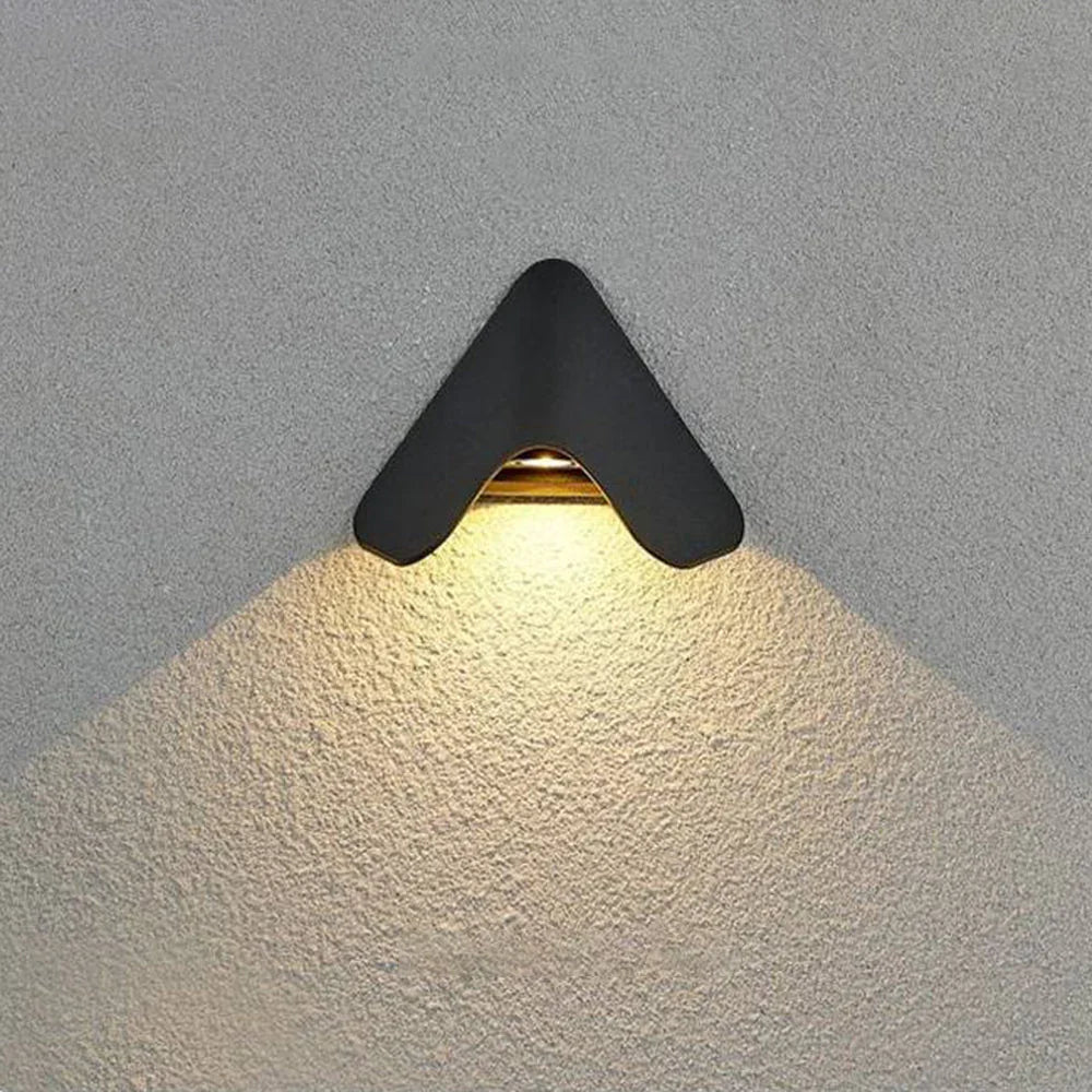 Elisa LED Outdoor Wall Lamp