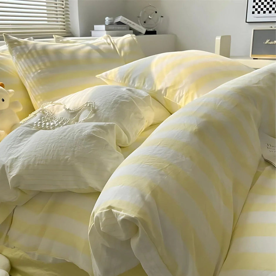 Elenorra Classic Striped Bedding Set