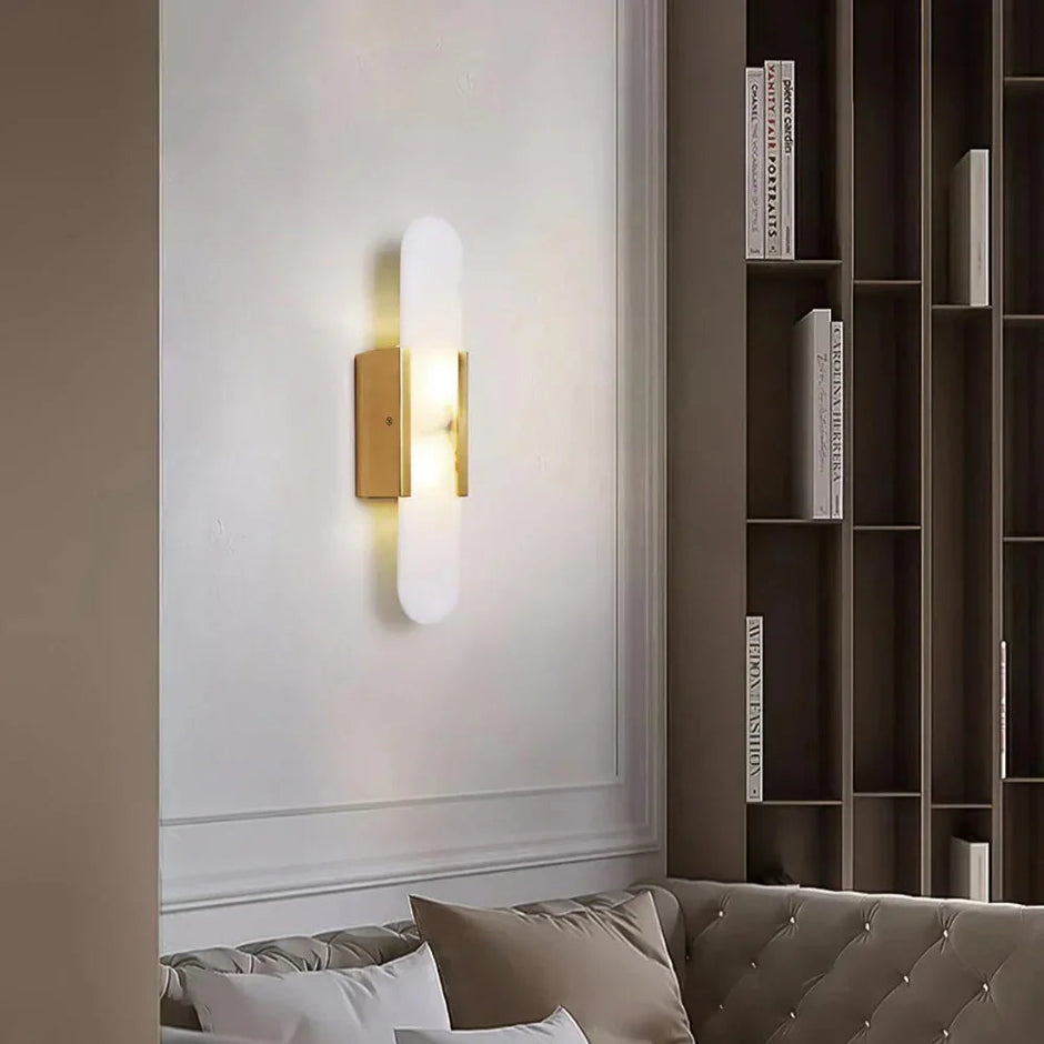 Luce Wall Lamp