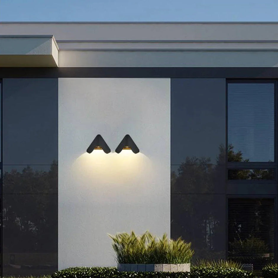 Elisa LED Outdoor Wall Lamp