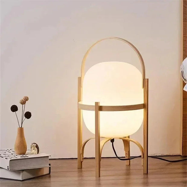 Luzia De Madera Table Lamp