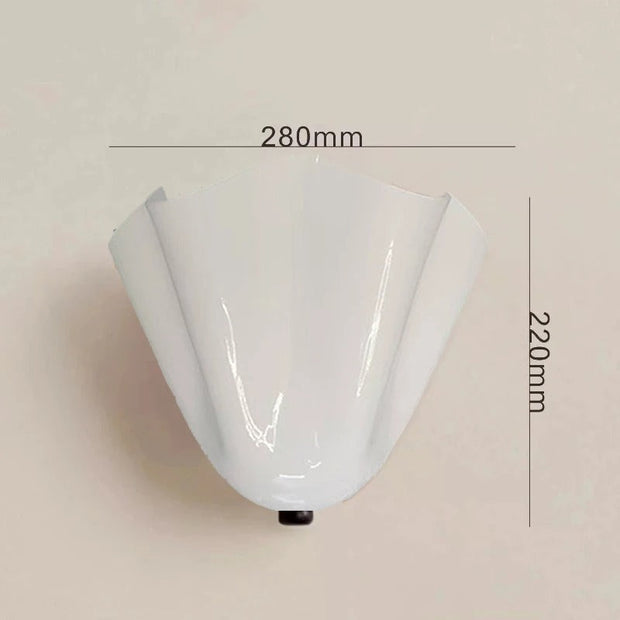 Vistia Wall Lamp