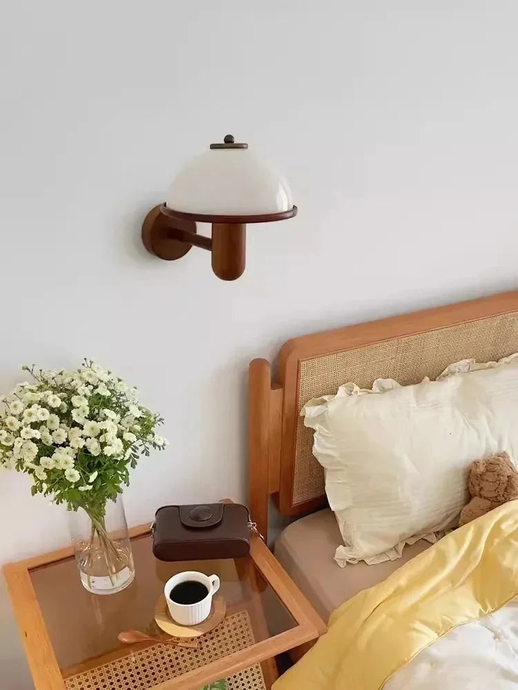 Kumo Retro Wall Light