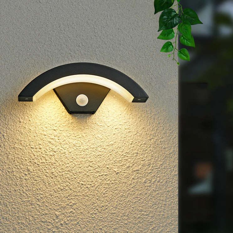 Astrid Nordic Outdoor Wall Lamp