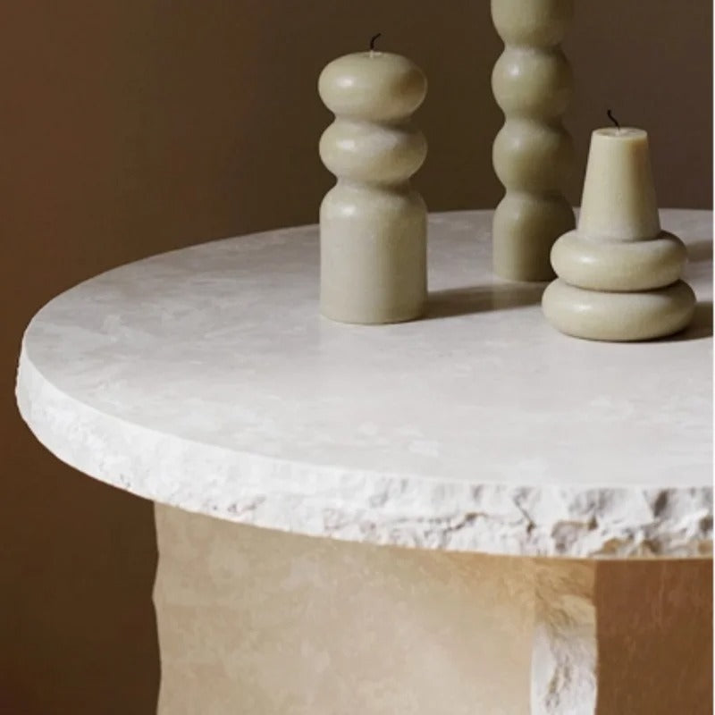 Calloy Table
