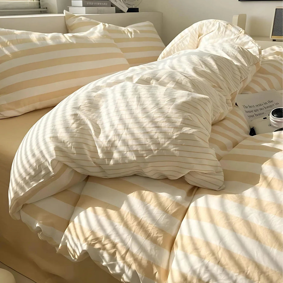Elenorra Classic Striped Bedding Set