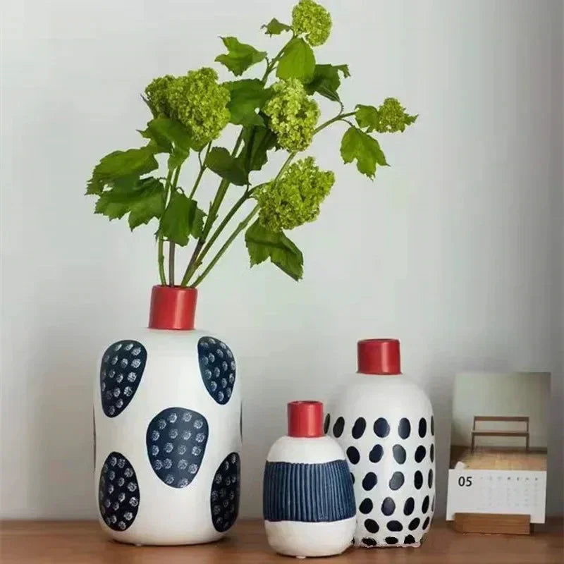 Waimara Vase