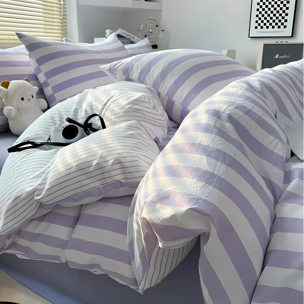 Elenorra Classic Striped Bedding Set