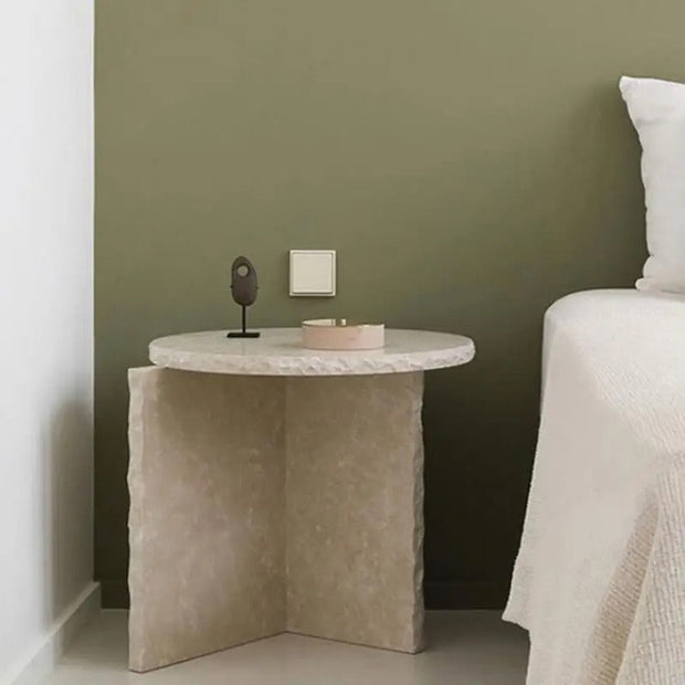 Calloy Table