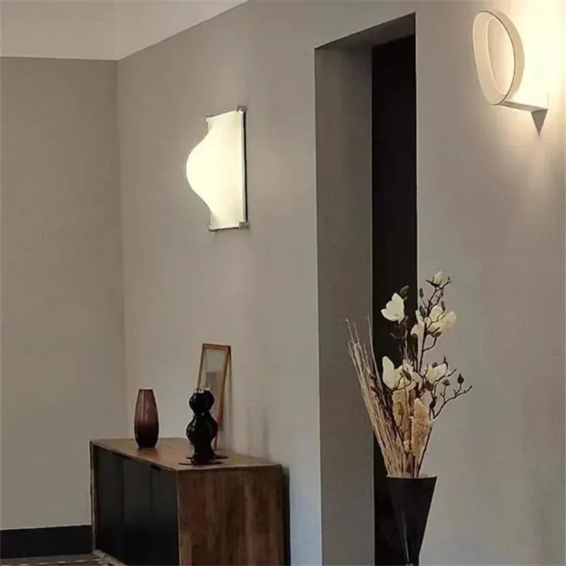Floriana Wall Lamp