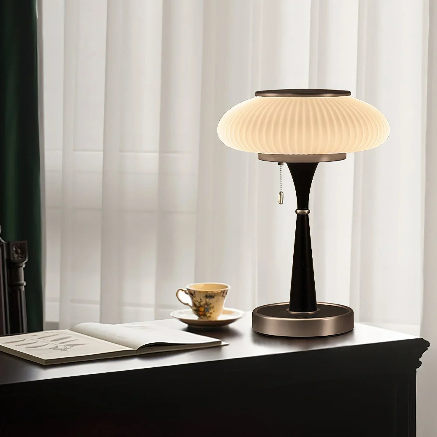 Cassandra Table Lamp