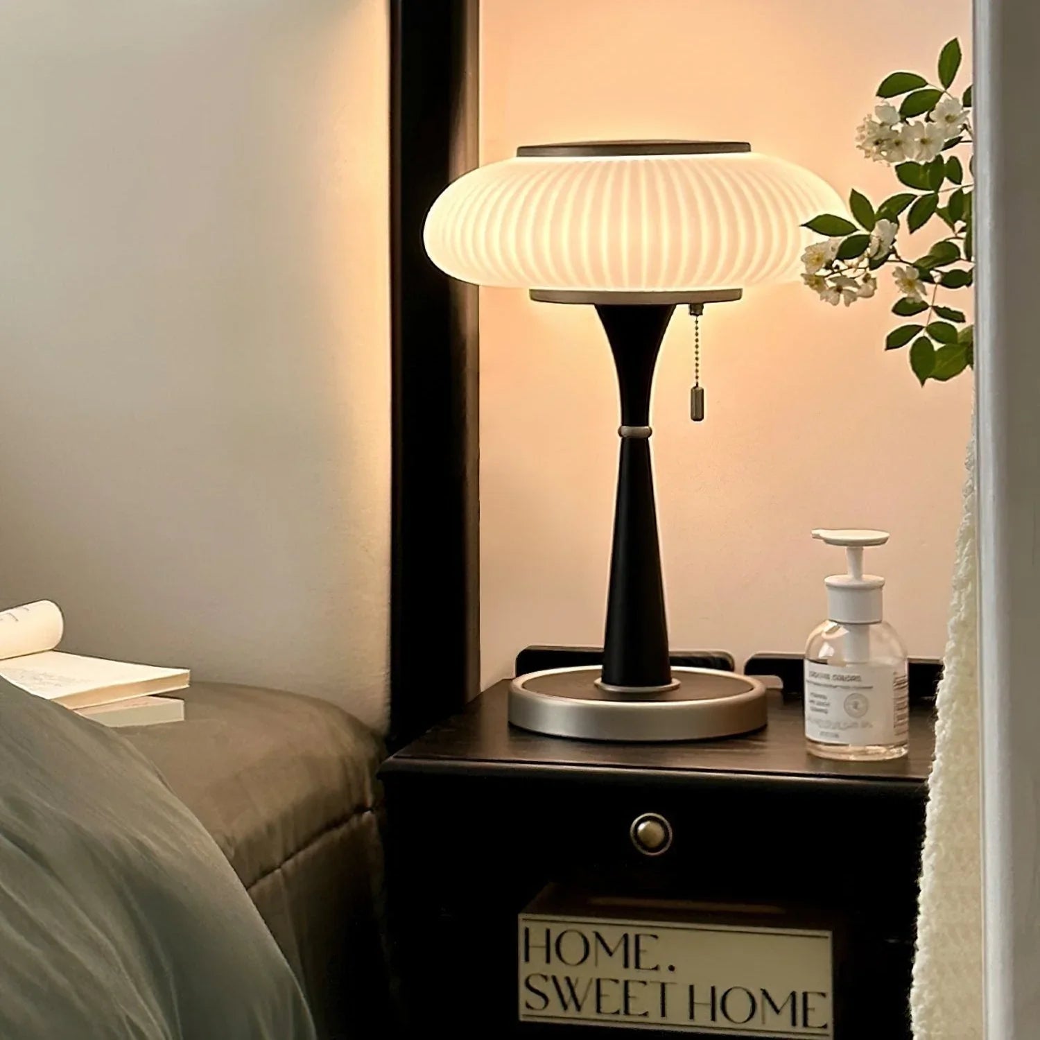Cassandra Table Lamp
