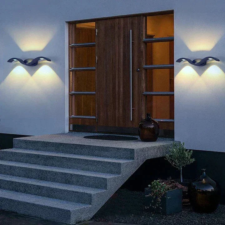 Lucia Outdoor Wall Lamp
