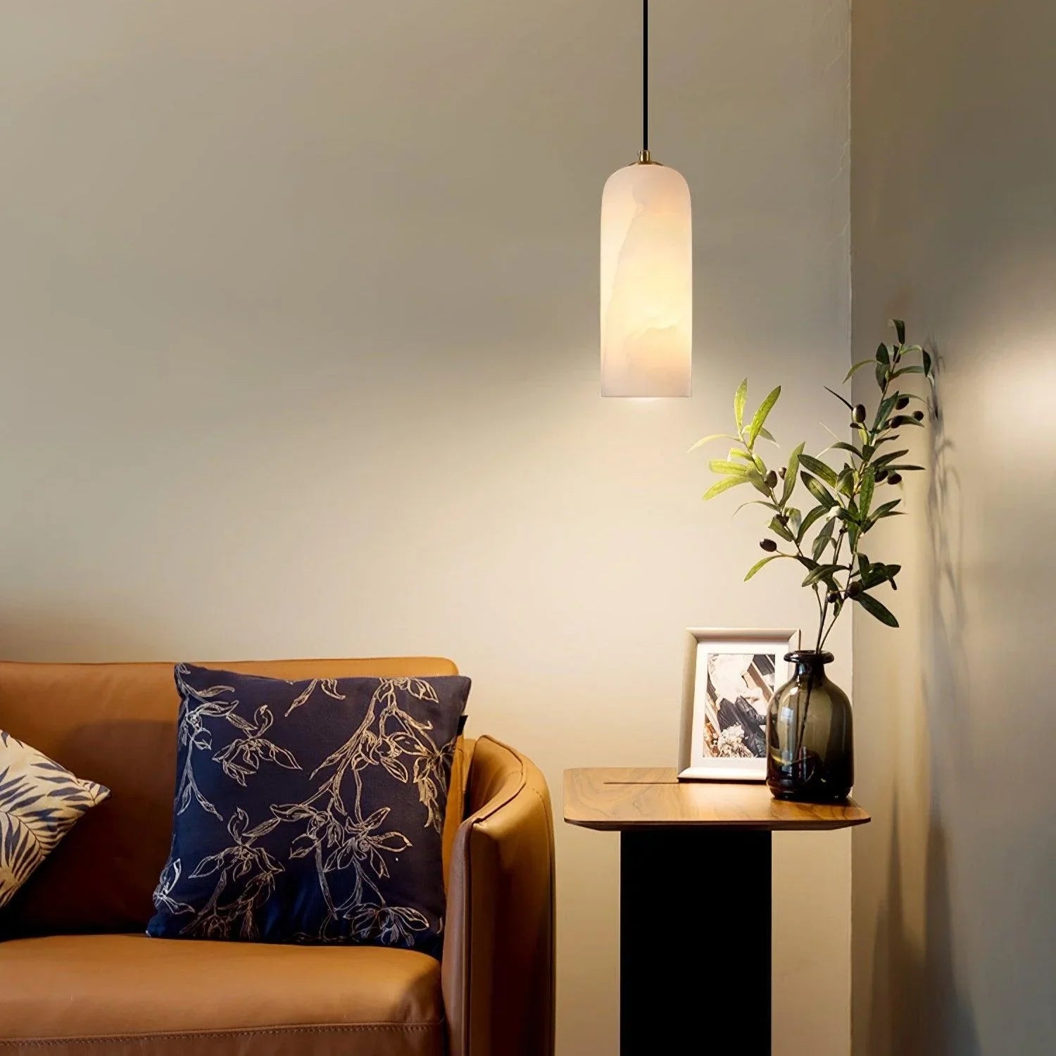 Drophe Alabaster Pendant Lamp
