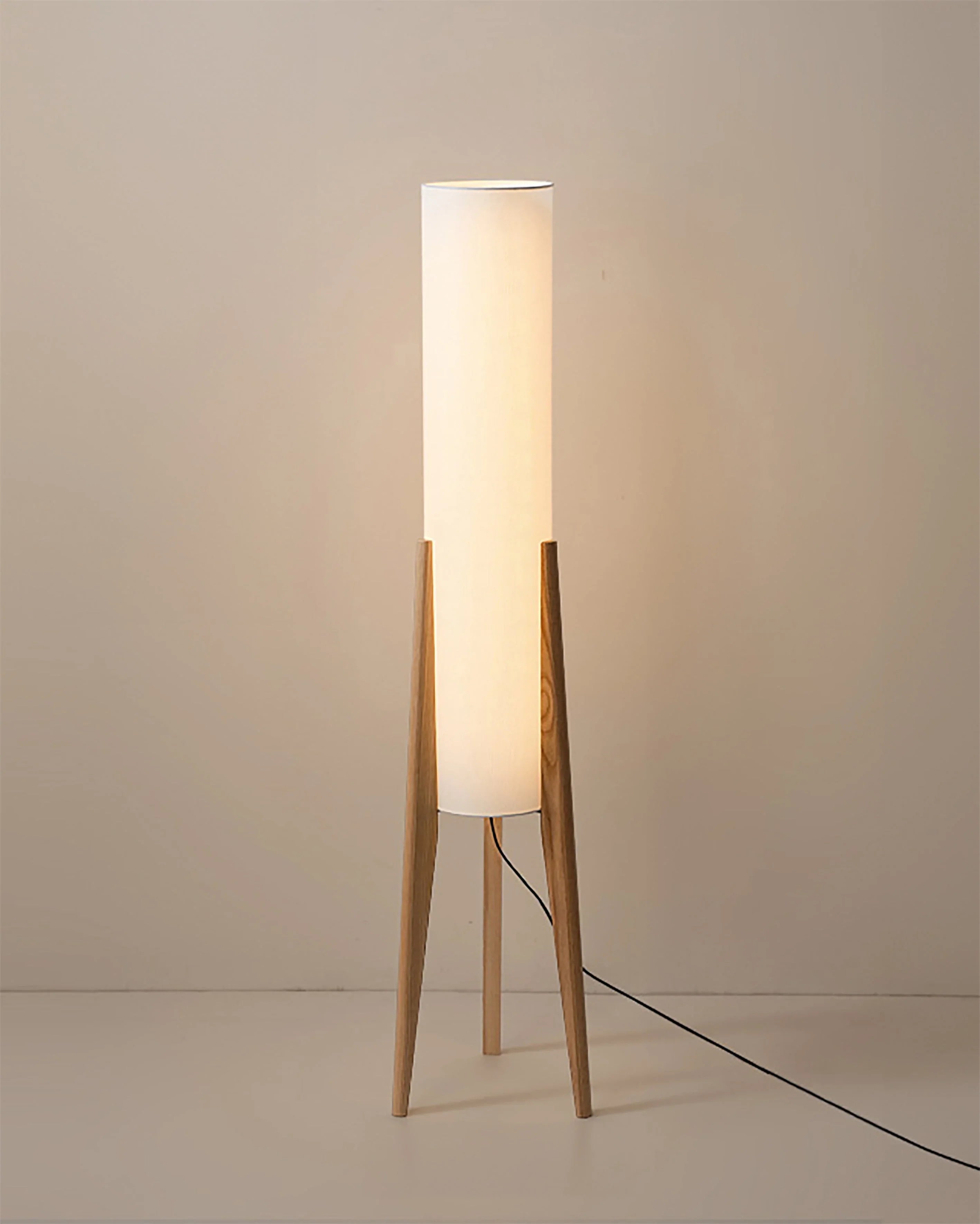 Valnøtt Floor Lamp