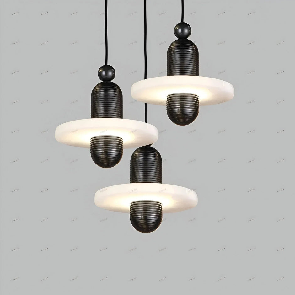 Madonna Pendant Lamp