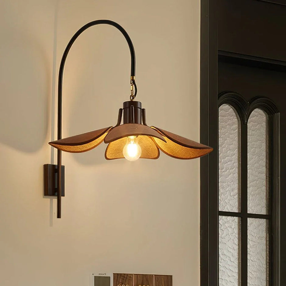 Flora Bloom Wall Lamp