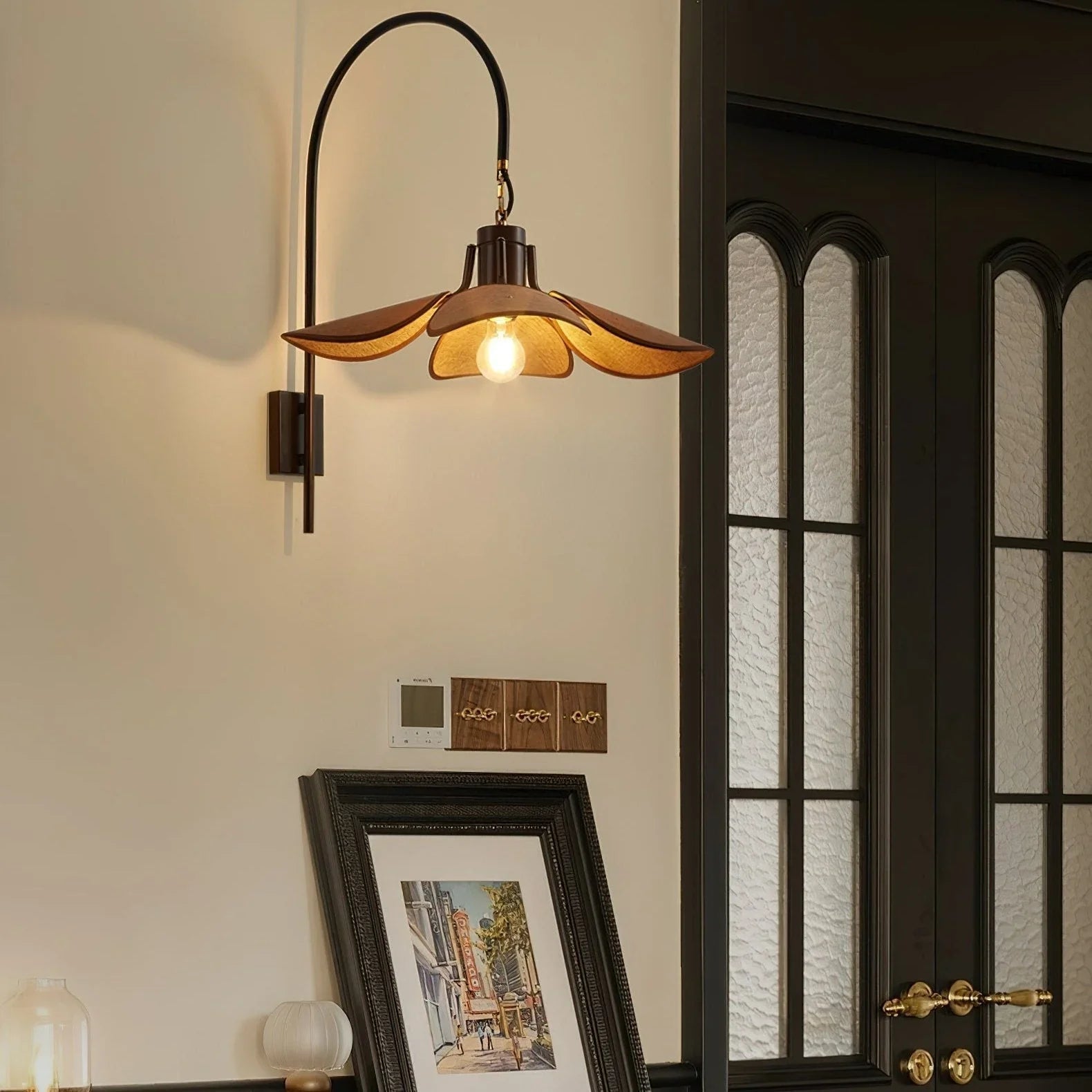 Flora Bloom Wall Lamp