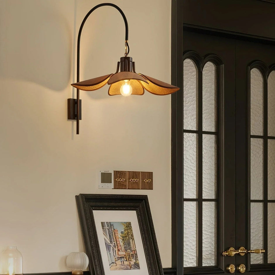 Flora Bloom Wall Lamp