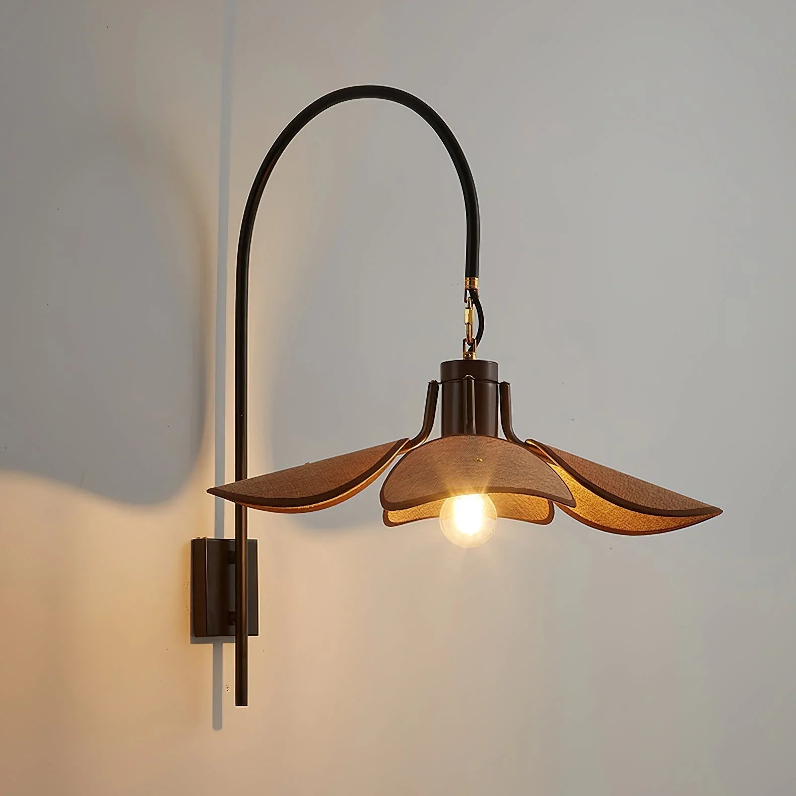 Flora Bloom Wall Lamp