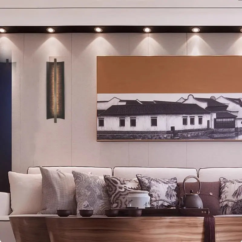 Vika Wall Lamp