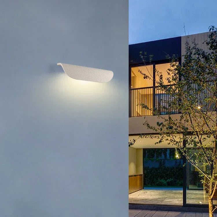 Addison Outdoor Wall Lamp