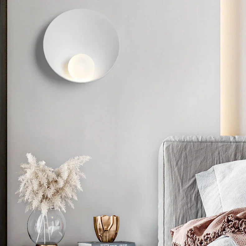 Scarlette Wall Lamp