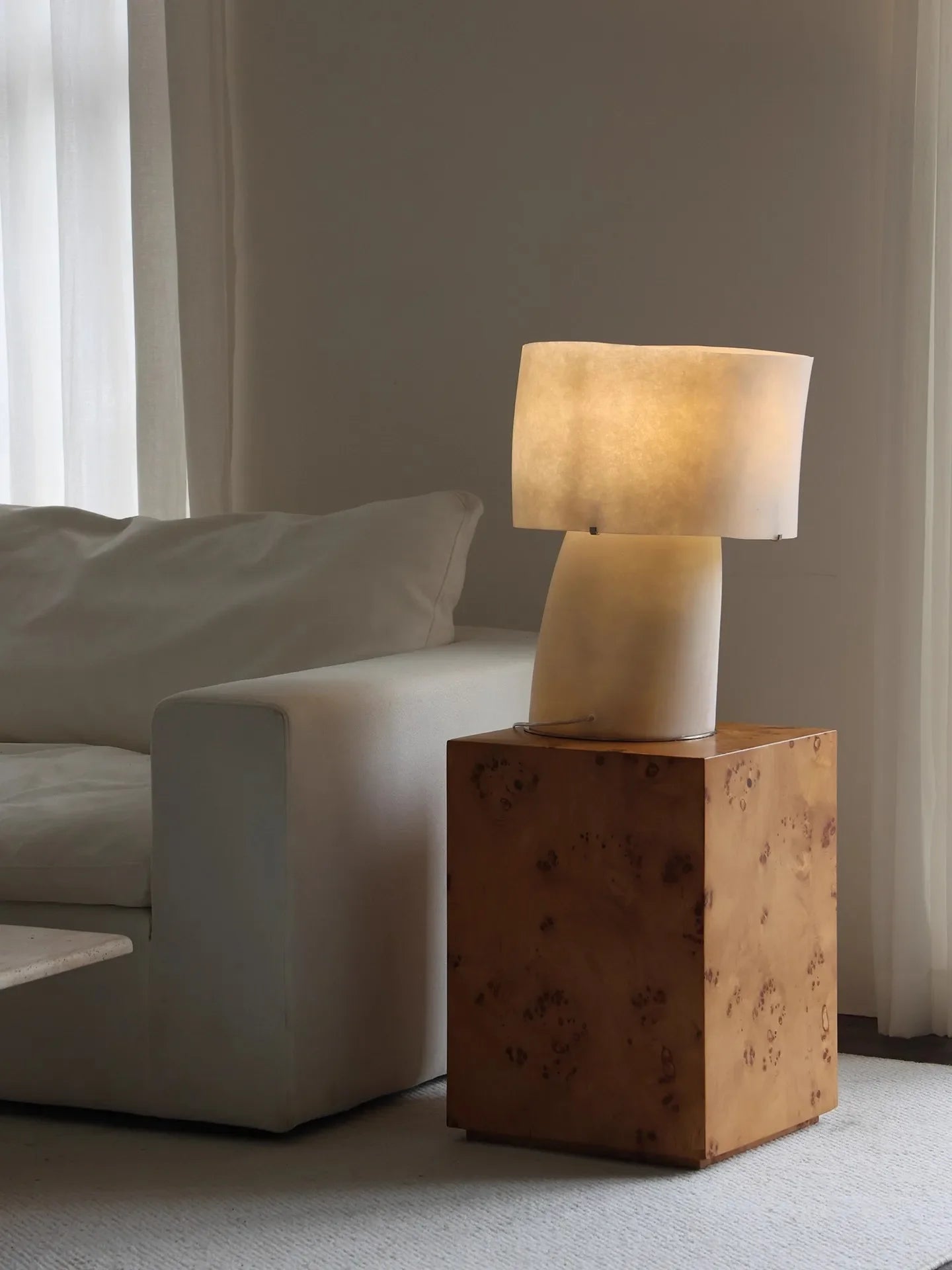 Oliver Table Lamp