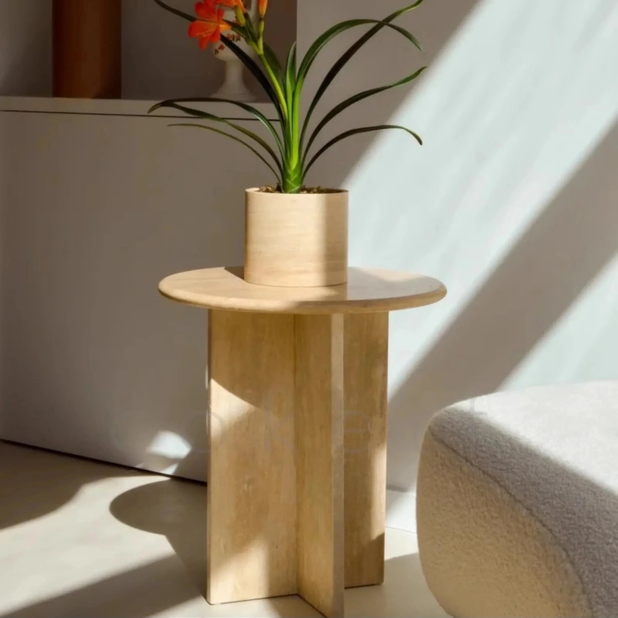 Eivor Side Table