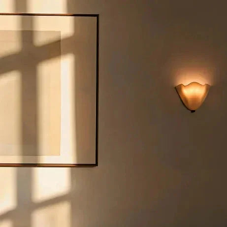 Vistia Wall Lamp