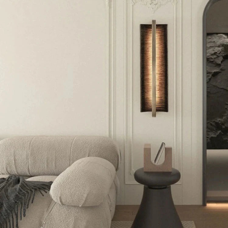 Vika Wall Lamp