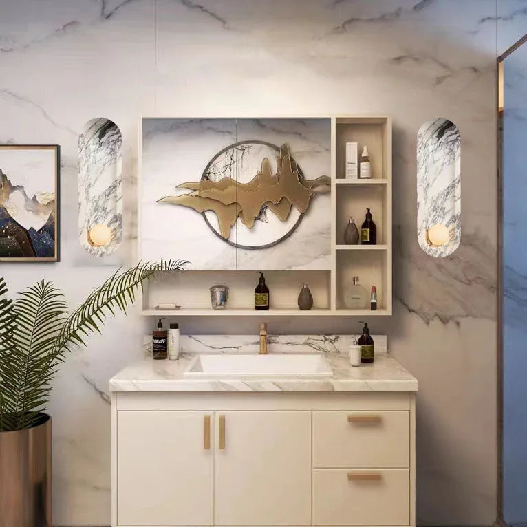 Cayetana Wall Lamp