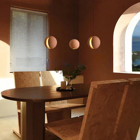 Ebba Pendant Light