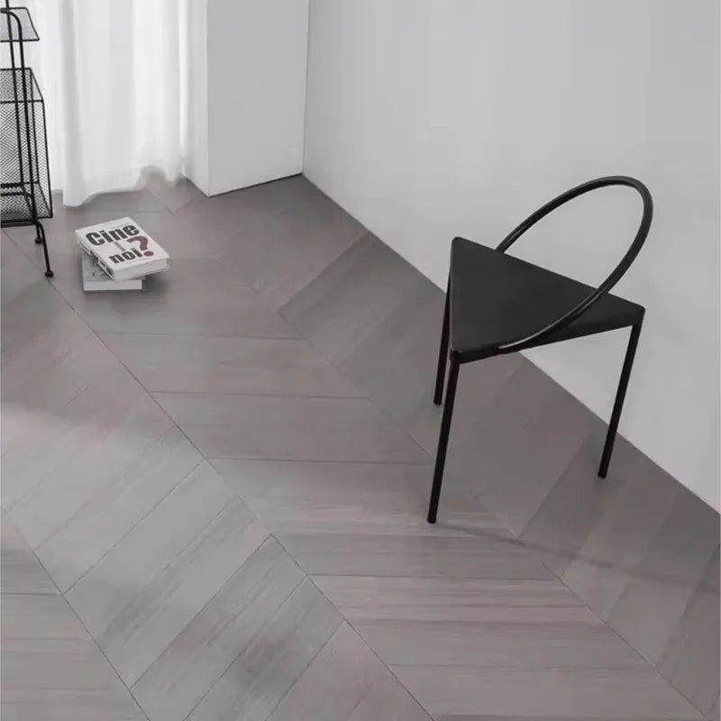 Hermenia Chair