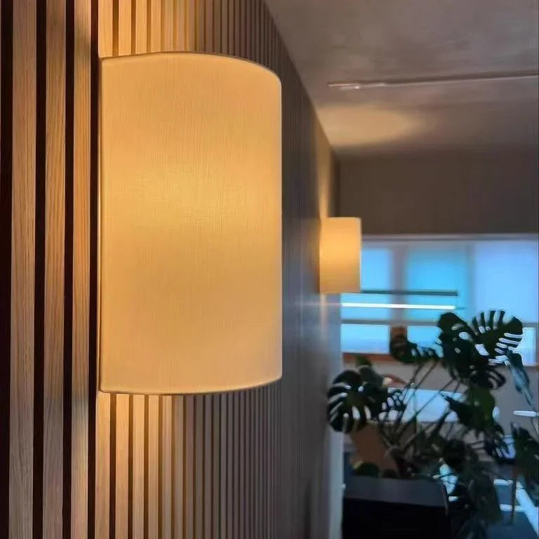 Fannhie Wall Lamp