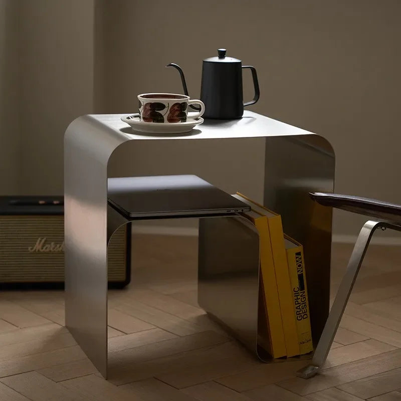 Tracy Bauhaus Side Table
