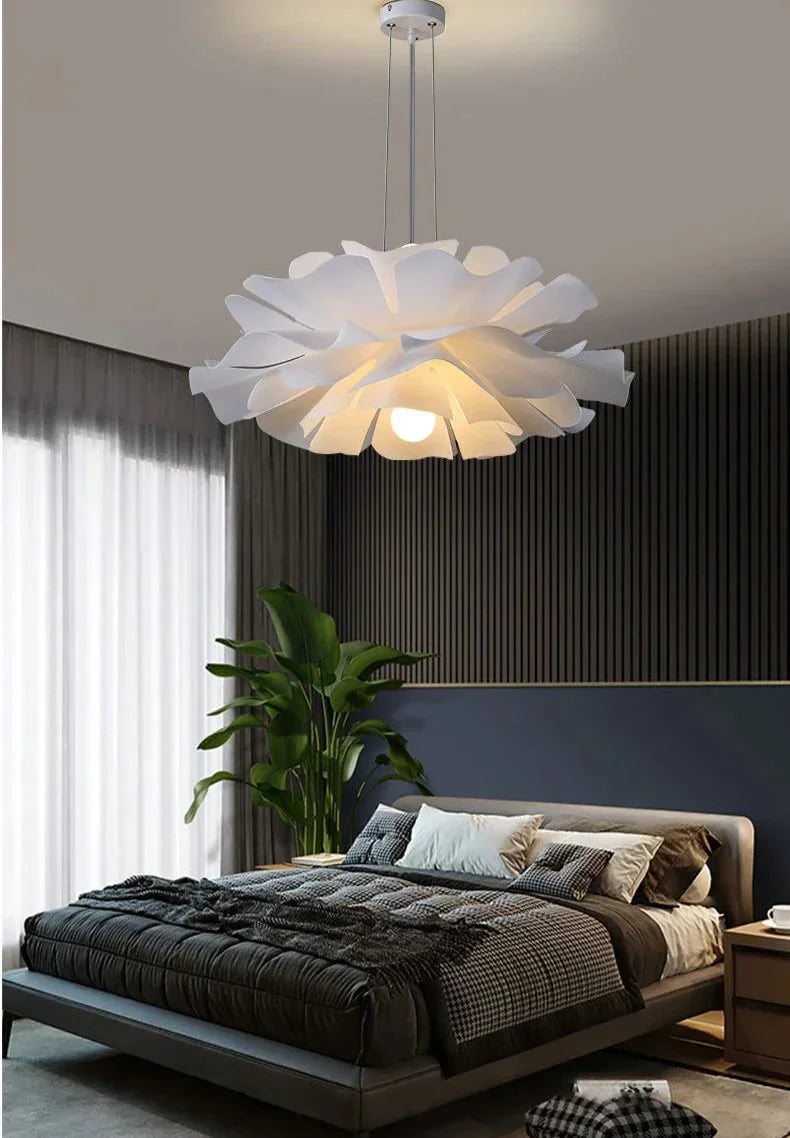 Wendy Flower Pendant Light