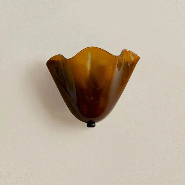 Vistia Wall Lamp
