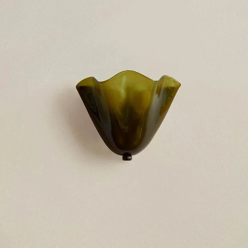 Vistia Wall Lamp